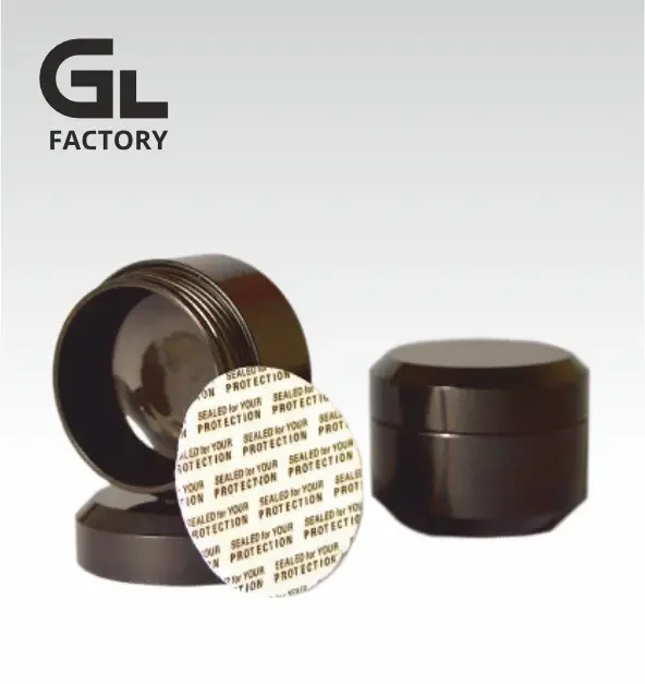 № 33.3 Jar (black beveled, 50 ml)